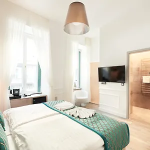 Boutique Hungary